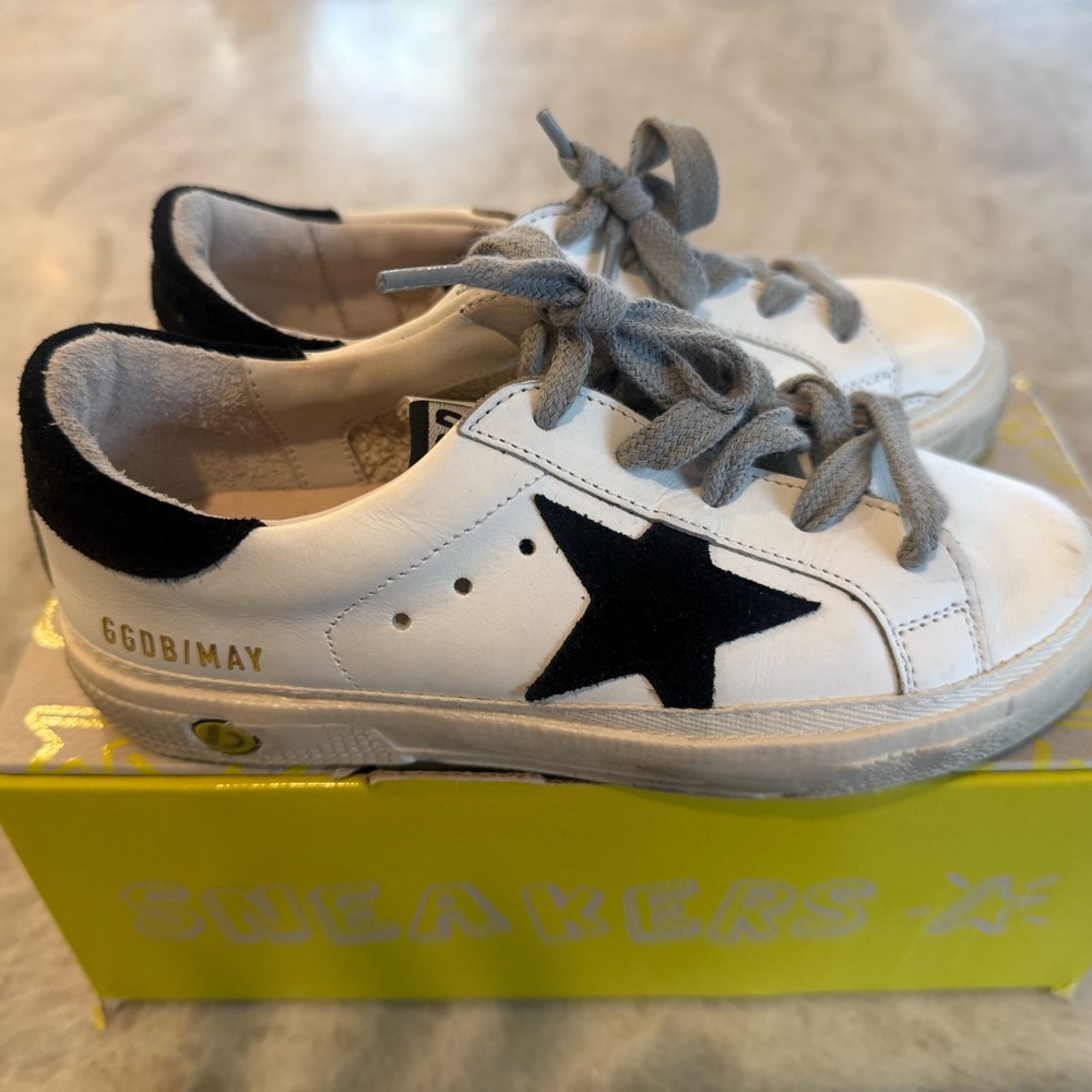 Golden Goose Kids White Sneakers with Black Star, 32 Kids